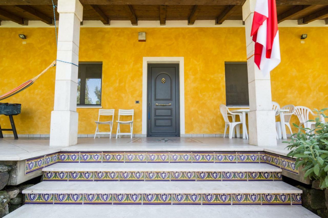 A Villa Ada B&B アルボレーア エクステリア 写真